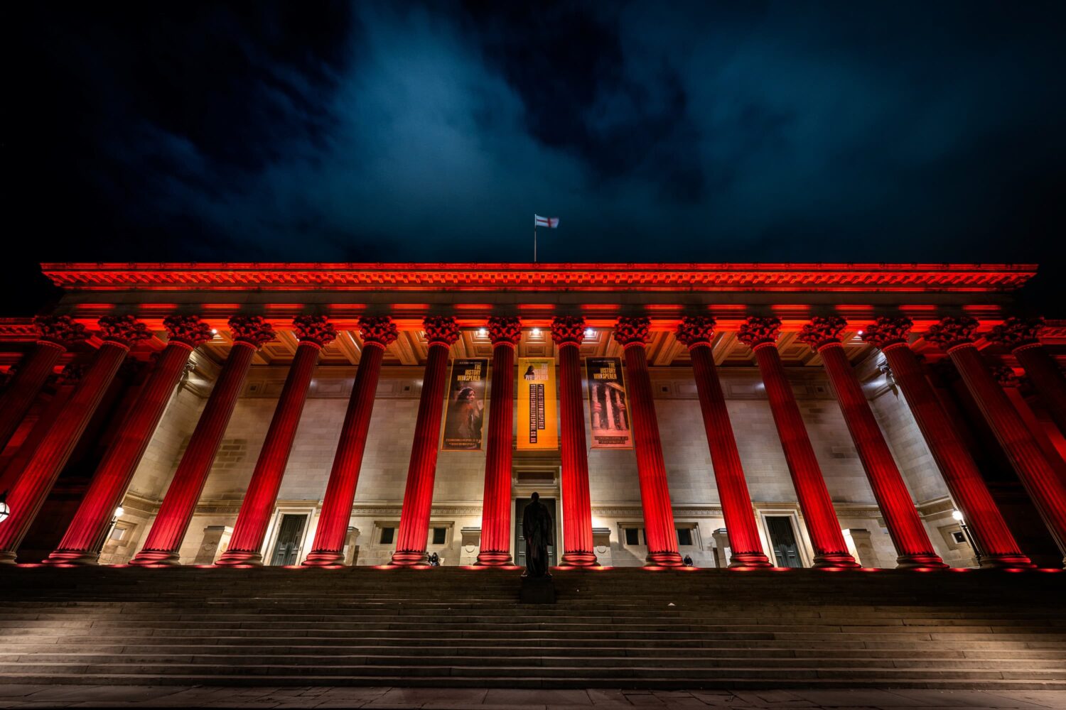 Interactive XR Museum experience - History Whisperer - lights on front